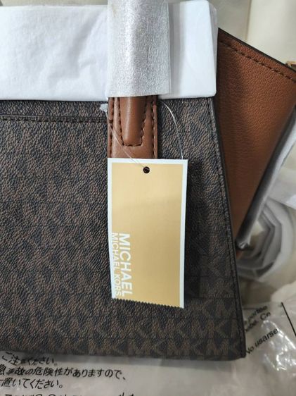 ขายกระเป๋า Michael kors ของแท้มือ1 ราคาถูกมากขายกระเป๋า Michael kors ของแท้มือ1 ราคาถูกมาก รูปที่ 5