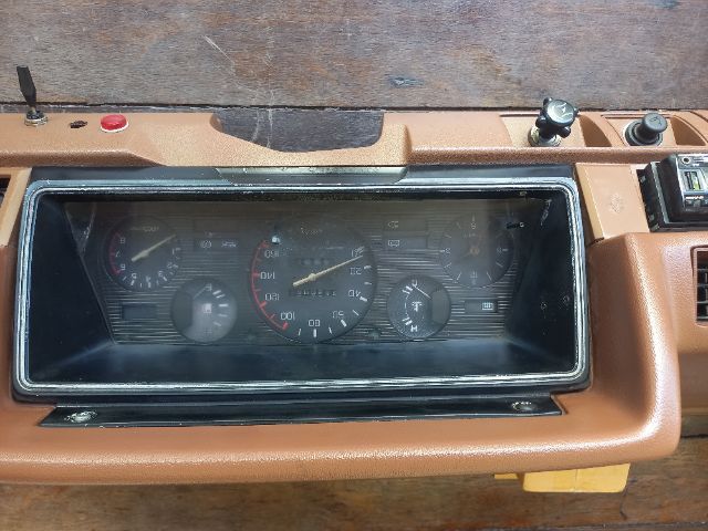 คอนโซล datsun 720 ตัวนอก รูปที่ 9