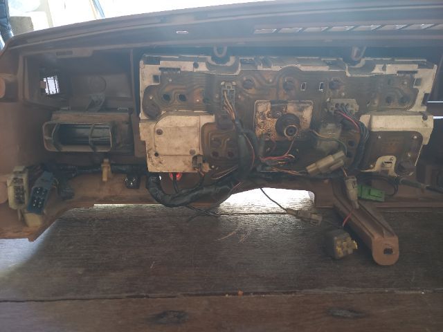 คอนโซล datsun 720 ตัวนอก รูปที่ 6