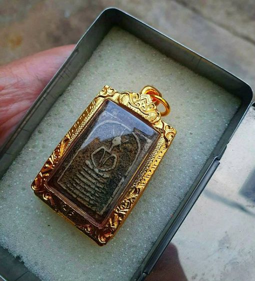 พระพร้อมตลับ