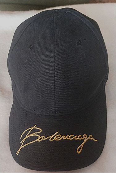 หมวกและหมวกแก๊ป หมวกแก๊ป Balenciaga 