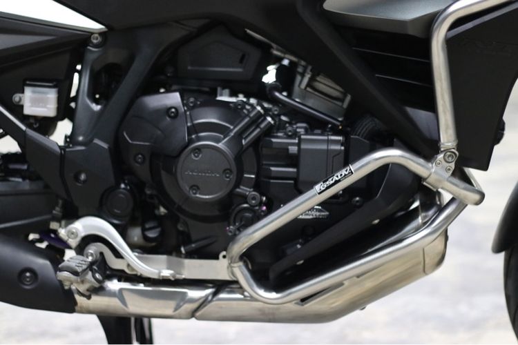 ขายHonda NT1100DCT ปี2022 แต่งเตมคัน รูปที่ 8