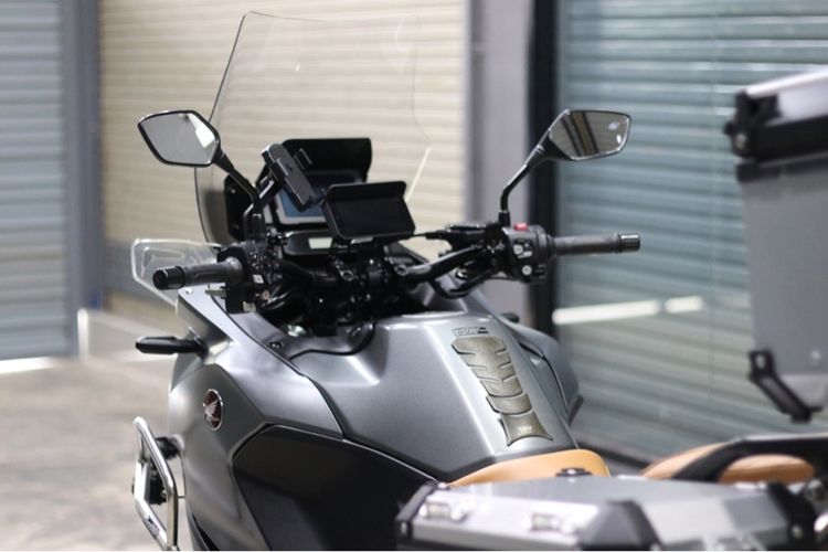 ขายHonda NT1100DCT ปี2022 แต่งเตมคัน รูปที่ 6
