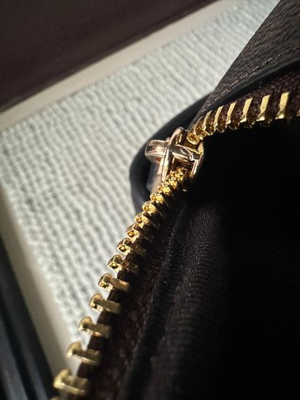 Coach รูปที่ 15