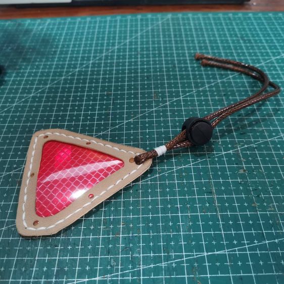 ทับทิมห้อยท้ายจักรยาน รูปที่ 3