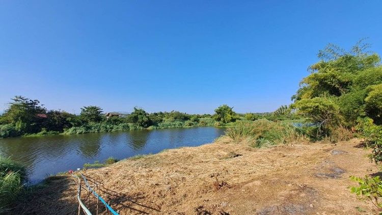 ไม่ใช่ ติดแม่น้ำปิงติดถนนคอนกรีตสองด้าน เจ้าของขายเอง วิวสวยเหมาะทำบ้านพักตากอากาศ รูปที่ 3