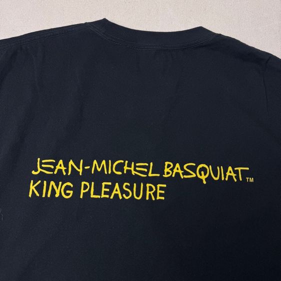 เสื้อยืด Uniqlo​ x Jean Michel Basquiat ทรง Oversize Size M รูปที่ 8