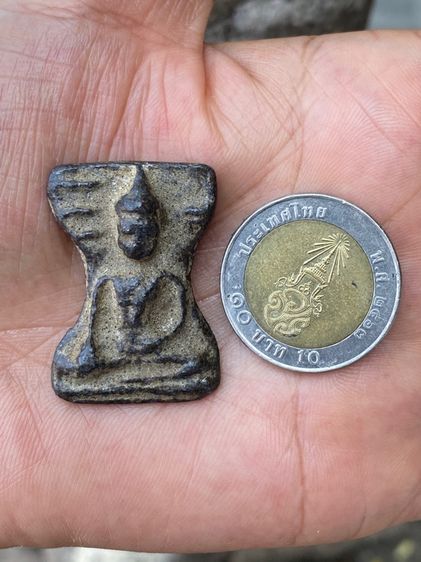 พระเก่าเนื้อโลหะ รูปที่ 3