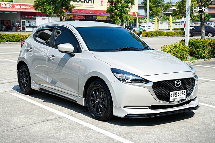 Mazda Mazda 2 2022 1.3 C Sports Sedan เบนซิน ไม่ติดแก๊ส เกียร์อัตโนมัติ น้ำตาล รูปที่ 3