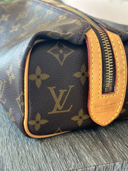 เป๋าเครื่องสำอางค์ LV รูปที่ 5