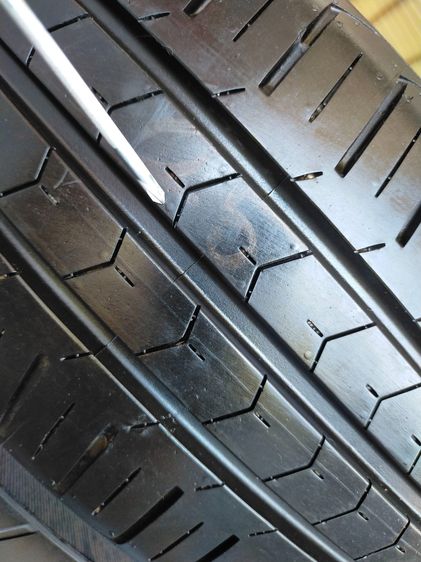 ยางโยโกฮาม่า 195 60 16 ปี25 น้องๆป้ายแดงวิ่งมา 3,000 กิโลเมตรตุ่มหน้ายางยังอยู่สวยๆตามรูป สัปดาห์ที่ 24ปี 25 ไม่ปะไม่ตำหนิ รูปที่ 2