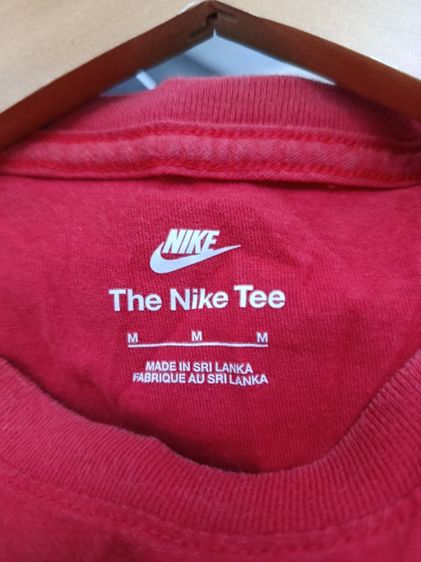 เสื้อยืด Nike สีแดง  รูปที่ 3