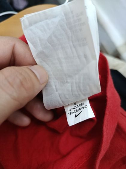 เสื้อยืด Nike สีแดง  รูปที่ 5