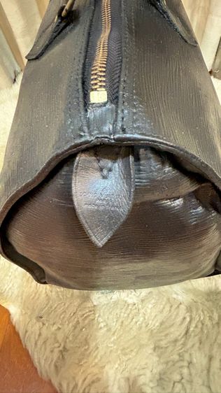 Louis Vuitton Epi Leather Speedy 40 รูปที่ 15