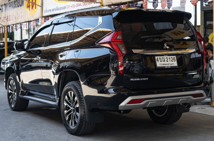 Mitsubishi Pajero Sport 2020 2.4 GT Premium 4WD Utility-car ดีเซล ไม่ติดแก๊ส เกียร์อัตโนมัติ ดำ รูปที่ 3