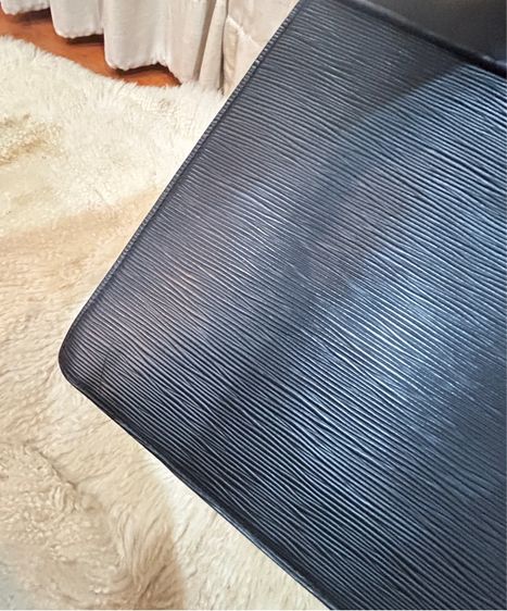 Louis Vuitton Epi Leather Riviera Handbag  รูปที่ 9