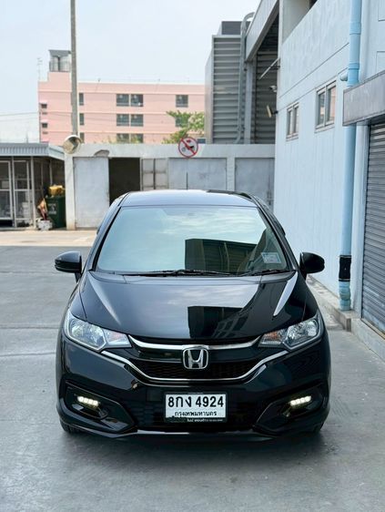 Honda Jazz 2018 1.5 V i-VTEC Sedan เบนซิน ไม่ติดแก๊ส เกียร์อัตโนมัติ ดำ รูปที่ 2