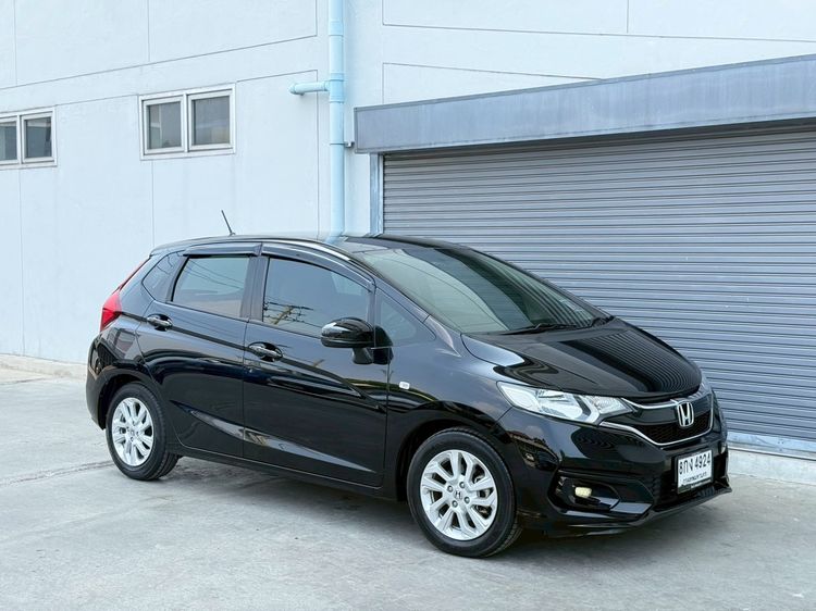 รถ Honda Jazz 1.5 V i-VTEC สี ดำ