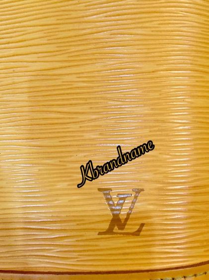 Louis Vuitton Epi Leather Alma Handbag  รูปที่ 13