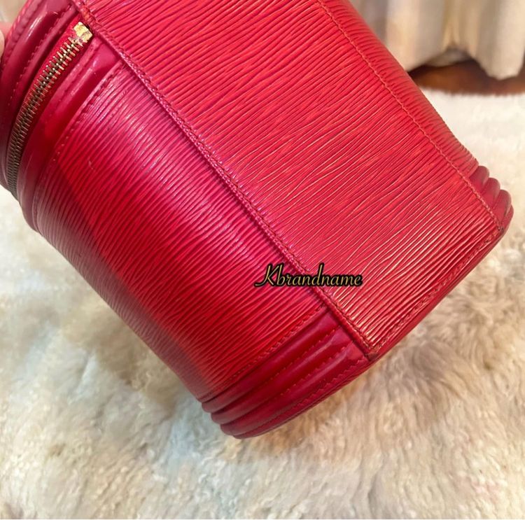 Louis Vuitton Epi Leather Cannes Handbag  รูปที่ 10
