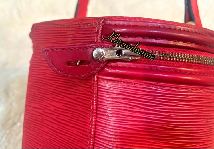 Louis Vuitton Epi Leather Cannes Handbag  รูปที่ 11