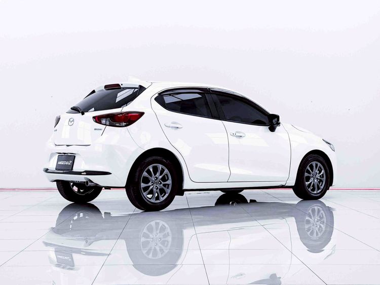 Mazda Mazda 2 2024 1.3 Skyactiv-G S Sedan Sedan เบนซิน ไม่ติดแก๊ส เกียร์อัตโนมัติ ขาว รูปที่ 4