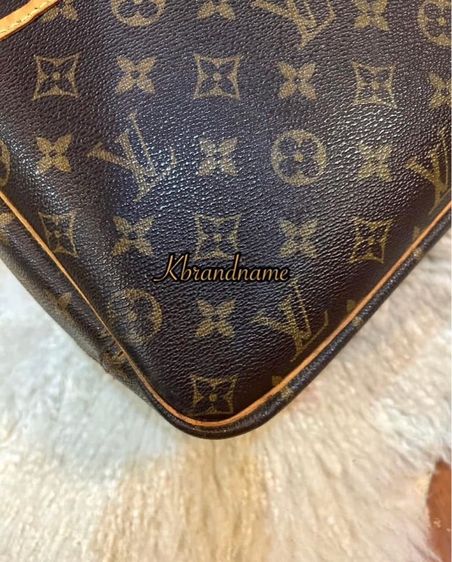 Louis Vuitton Monogram Deauville Handbag  รูปที่ 7