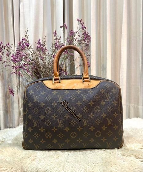 Louis Vuitton Monogram Deauville Handbag  รูปที่ 2
