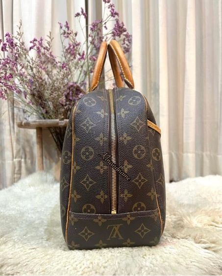 Louis Vuitton Monogram Deauville Handbag  รูปที่ 4
