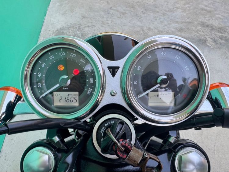 Triumph T100 ฟ้าขาว ปี2020  รูปที่ 12