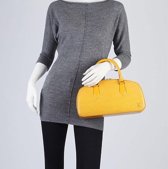 Louis Vuitton Epi Leather Jasmin Handbag  รูปที่ 17