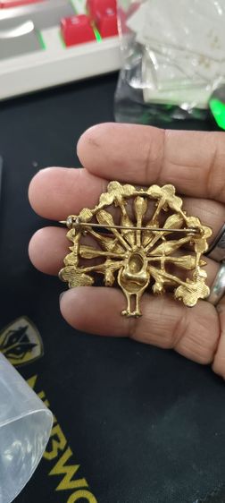 เข็มกลัดนกยูง รูปที่ 2