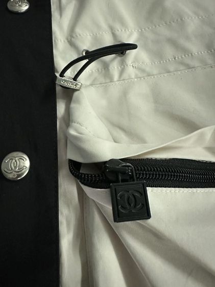 เสื้อ​ chanel wind braker รูปที่ 7