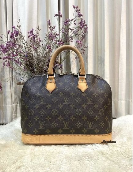 Louis Vuitton Monogram Alma Handbag 