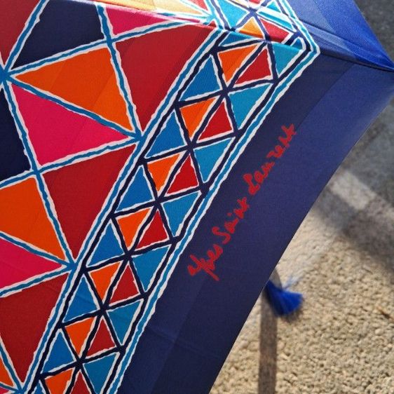 อื่นๆ ร่ม yves saint laurent งานนอก