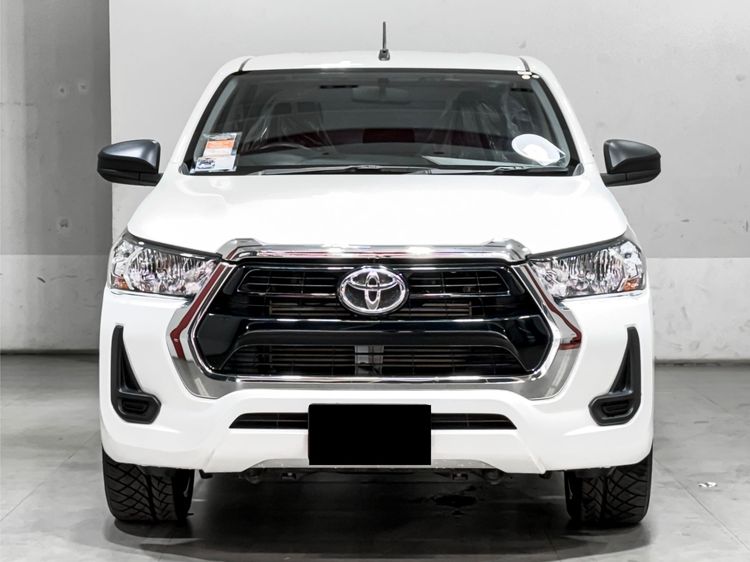 Toyota Hilux Revo 2021 2.4 Z Edition Entry Pickup ดีเซล เกียร์ธรรมดา ขาว รูปที่ 2