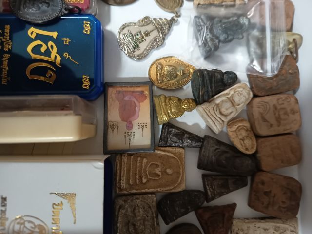 เปิดให้บูชาเหมา​ พระสะสม รูปที่ 3