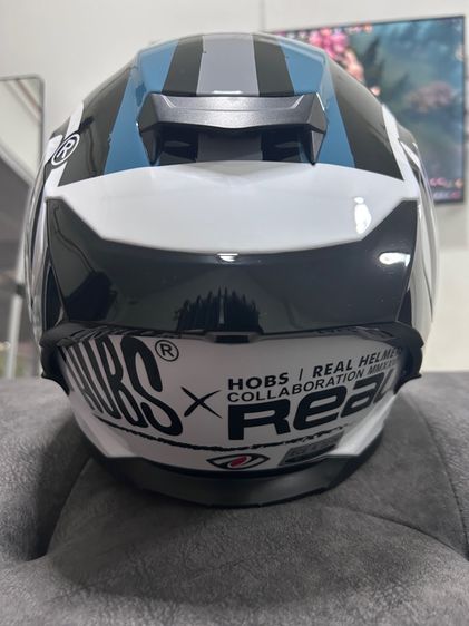 หมวกกันน็อค HOBS x REAL ” LIMITED COLLECTION ”  รูปที่ 3