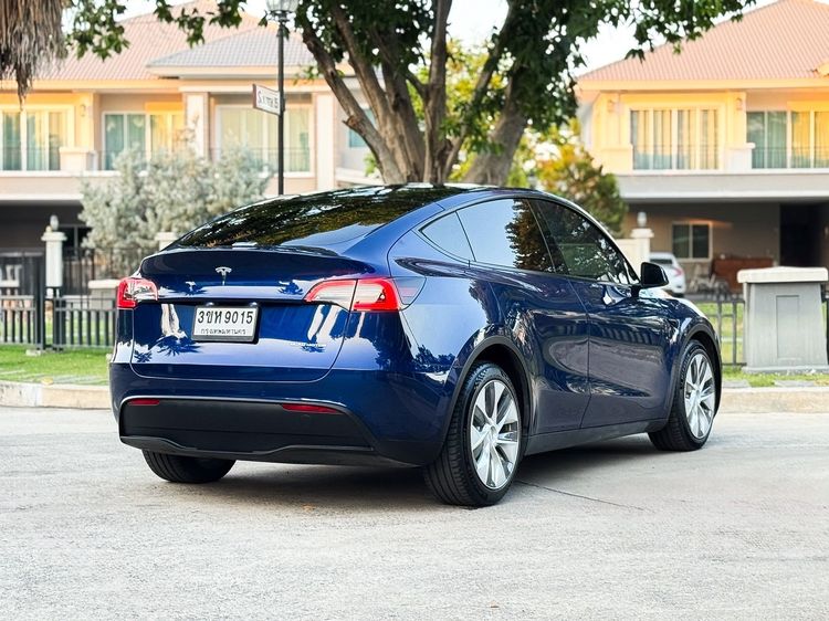 Tesla Model Y 2023 Long Range AWD Sedan ไฟฟ้า ไม่ติดแก๊ส เกียร์อัตโนมัติ น้ำเงิน รูปที่ 4