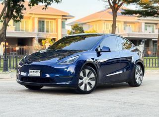 Tesla  Model Y Long Range AWD (Dual Motors) ปี 2023 ใช้งาน 4 หมื่นโล เจ้าของเดียว ออกศูนย์ Tesla 