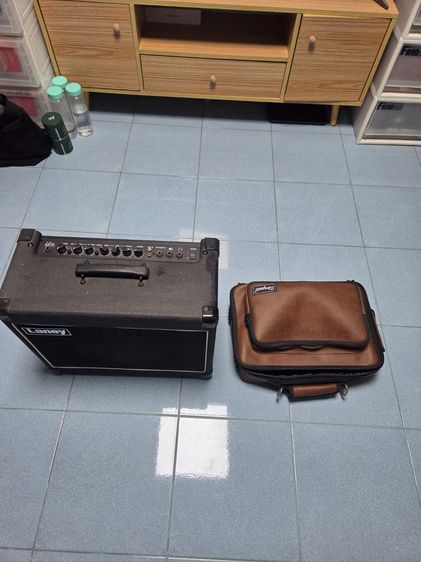 Effect Valeton GP200R , ตู้แอมป์ Laney LG35R5 รูปที่ 4