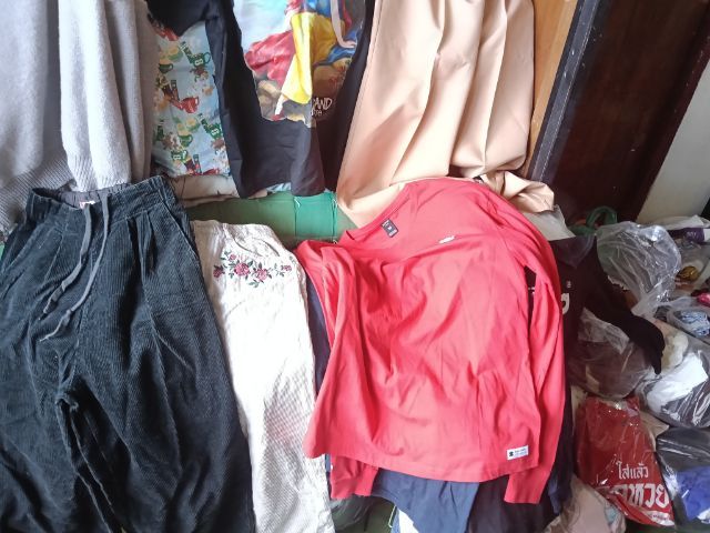 เสื้อผ้ามือ2 รูปที่ 4