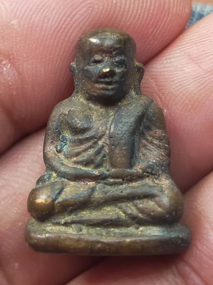 หลวงพ่อเงินพิมพ์นิยม