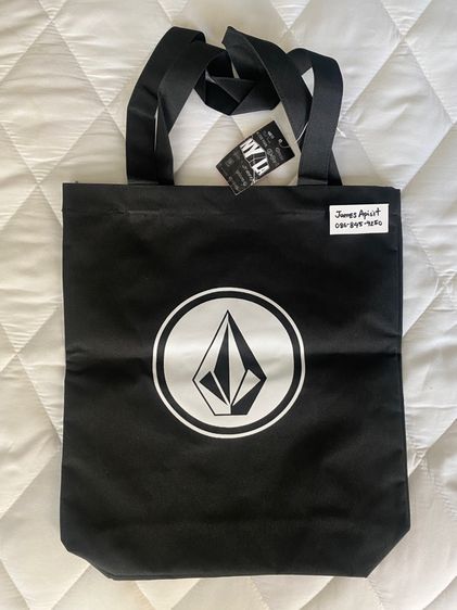 Volcom กระเป๋าผ้า ของแท้ ป้ายห้อย