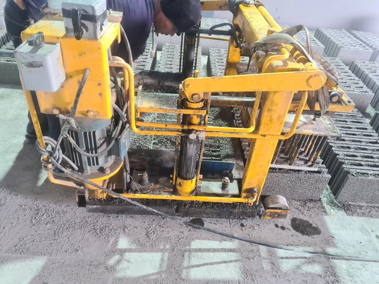 เครื่องผลิตอิฐบล็อค รูปที่ 7