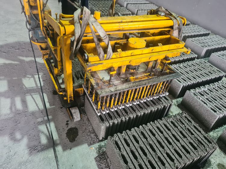 เครื่องผลิตอิฐบล็อค รูปที่ 3