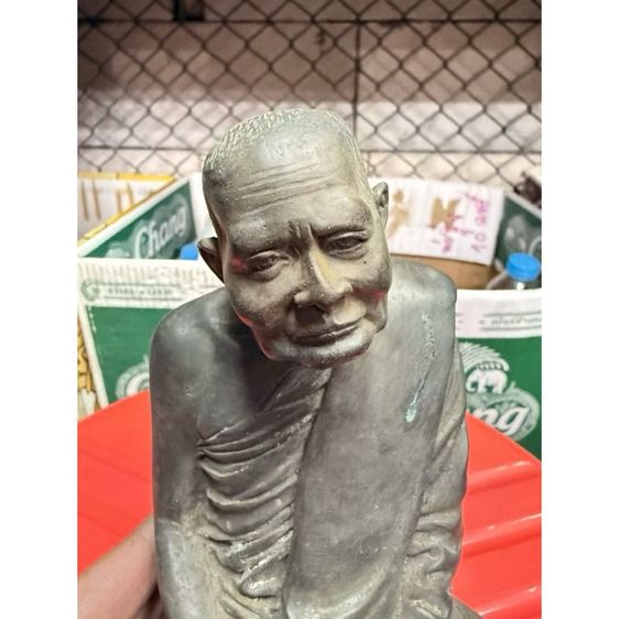 พระบูชา หลวงปู่แหวน หน้าตัก5นิ้ว โลหะ