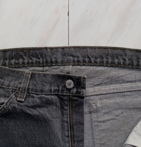 Levi's 505  ก้านดำ
MADE  IN  U.S.A.
เอววัดจริง 37-38  รูปที่ 7