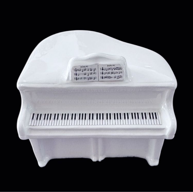กระปุกออมสินเซรามิครูป เปียโน สีขาว จากญี่ปุ่น