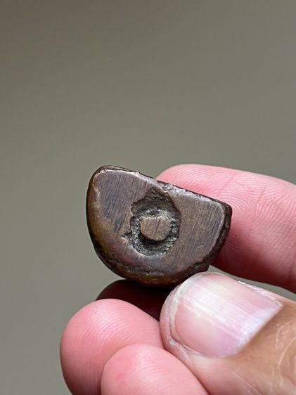 พระหล่อเก่า รูปที่ 5